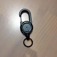 カラビナ リールキーホルダー 伸縮コード ブラック