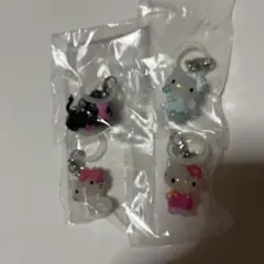 み*様 ハローキティ　めじるしアクセサリー　ガチャ　4つ