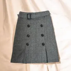 【美品】グレー ダブルボタン タイトスカート