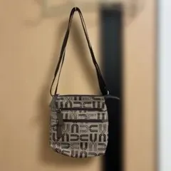 【美品】U by ungaroブラウン　ロゴショルダーバック　ウンガロ　軽量
