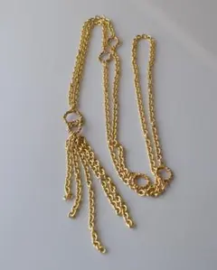 フリンジ付きゴールドネックレス
