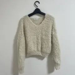 最終値下げ me+em select シャギーニット Vネック アイボリー 冬服