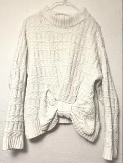 シュプリームララ　ウエストBIGリボン付きハイネックセーターM/ホワイト