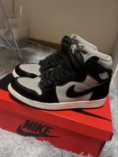 ナイキ ウィメンズ エアジョーダン1 レトロハイ OGミディアムグレー 24.5