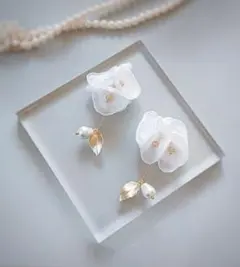 【再販】シフォン ピアス イヤリング ブライダル ホワイト ハンドメイド