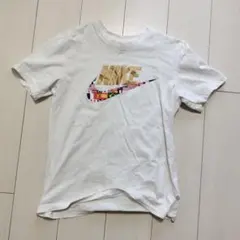 Nike ホワイト Tシャツ Mサイズ