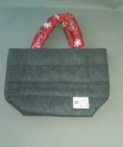 Item thumbnail for item b267985b-9aa4-4311-81e5-f74cbb6c2bce