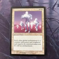 オパール色の輝き