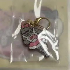 ちいかわ　まじかるちいかわ　鎧さん　ラバーストラップ　ピンク