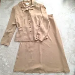 Partira fine ベージュ スーツセット 13号