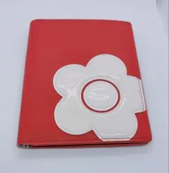 MARY QUANT マリークワント　レッドパスポートケース