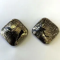 5297 金箔つきイエローホワイト水玉ブラックピアス - メルカリ