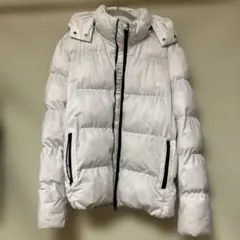 ホワイトダウンジャケット フード取り外し可能