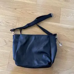 marieclaire bis ショルダーバッグ 黒　marie バッグ