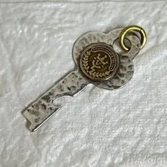 VIVIFY SILVER Flat Antique Key Necklaceのサムネイル