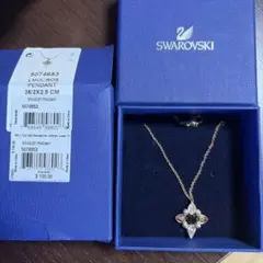 ＼本日のみお値下げ／スワロフスキー　ネックレス