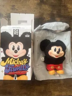 ポップマート　ミッキーマウス キーチェーン ミッキー＆ファミリー