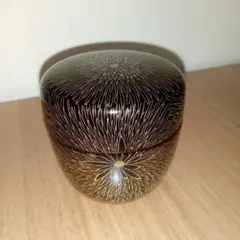 金色花模様の漆器棗