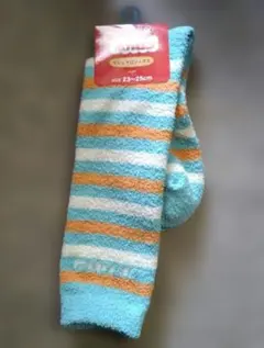 新品タグ付き 履くホカロンソックス レディースソックス ロング丈 ふわもこ靴下