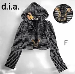 d.i.a.✨️Y2K ツイード調 短丈パーカー ブラック系 金 チェーンボタンのサムネイル