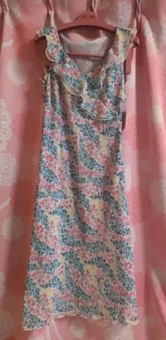 オフオン★シフォンフリル&カラフル小花柄★ノースリーブワンピース