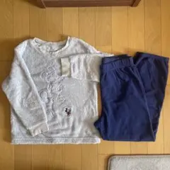 ユニクロ　ミッキーマウス パジャマセット 130