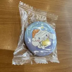 シナモロール　くら寿司コラボ　シナモン　びっくらポン　缶バッジ