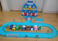 廃盤 ルトイヴァン☆イギリスブランド木製おもちゃ☆車 ガレージ 箱