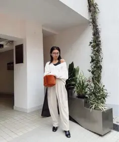 【新品タグ付き】ALEXIASTAM ツータックワイドパンツ Sのサムネイル