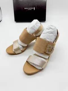 新品　マッキントッシュ ロンドン ビジューモチーフサンダル 23cmのサムネイル