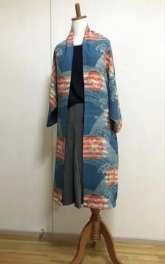 値下げ中！波模様のロングコート！