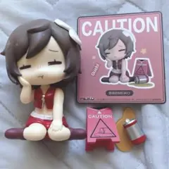 転倒した初音ミク MEIKO フィギュア