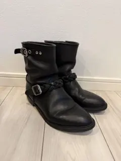 2026年最新】GOLDEN GOOSE ブーツの人気アイテム - メルカリ