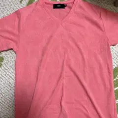 ピンク Tシャツ