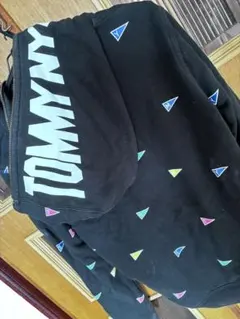 TommyHILFIGER トミーヒルフィガー　パーカー　ブラック　総柄　M