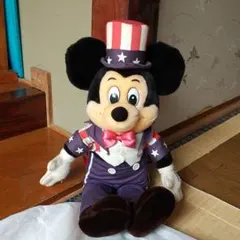 ミッキーマウスぬいぐるみ