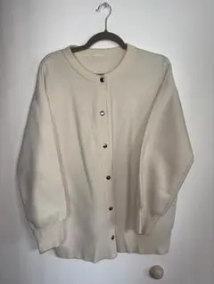 GU アイボリー ボタン付きカーディガン Lサイズ