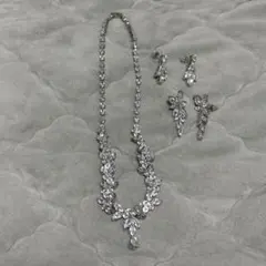 ネックレス　ピアス　ブライダル　結婚式　ウエディングフォト　セット