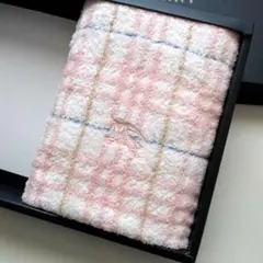 新品未使用　BURBERRY　バーバリーフェイスタオル　ピンク系チェック