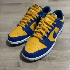 Item thumbnail for item 51264303-46d9-4fec-8f1d-8dd4b3bd6b9c