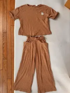 ZARA キッズ　セットアップ　140のサムネイル