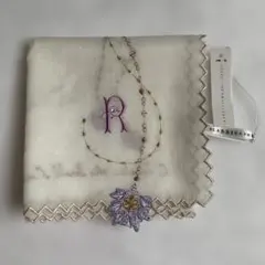 CLASSICS THE SMALL LUXURY 刺繍入りハンカチのサムネイル