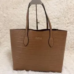 ✨ 未使用級 フルラ レザー トートバッグ クロコ型押し ベージュ系 FURLA