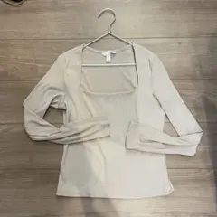 リブ素材 ベージュ 長袖Tシャツ Sサイズ
