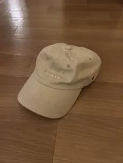 Champion ベージュキャップ