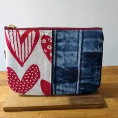 ハンドメイド　デニムリメイク　ファスナーポーチ　ハート　赤
