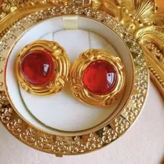 美品シャネル　ヴィンテージ　大ぶりグリポア　イヤリング レッド　93A