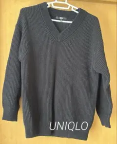 UNIQLO レディース Vネックセーター S