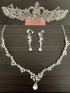 Item thumbnail for item 5c7f1e7a-a42e-4f1f-9793-87695bed9910