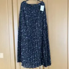 earth music&ecology ブラック花柄プリーツスカート